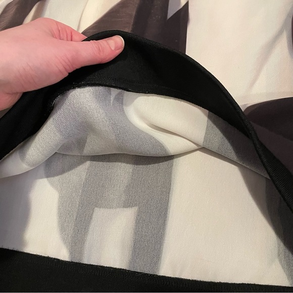 Dagmar Black & White Abstract Jumper - Picture 6 of 8